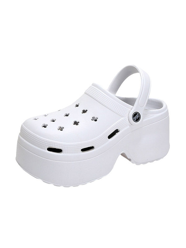 Effortlessly Elegant Sandals with a Timeless Design