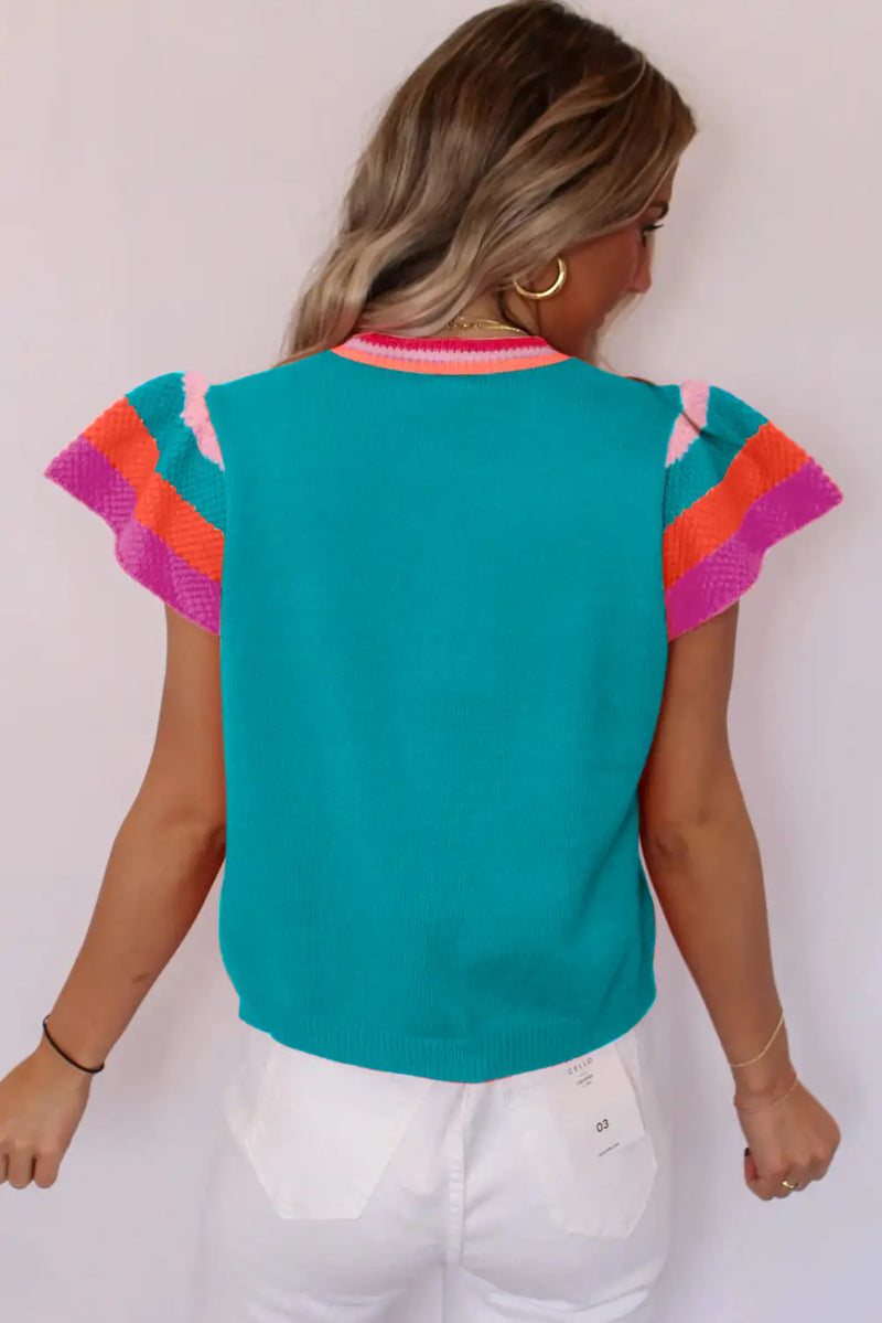 Classic Vintage Sweater with a Flattering Fit