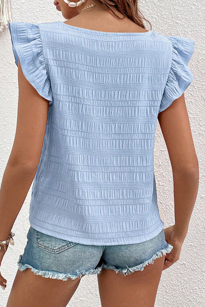 Effortlessly Elegant T-Shirt with a Timeless Design