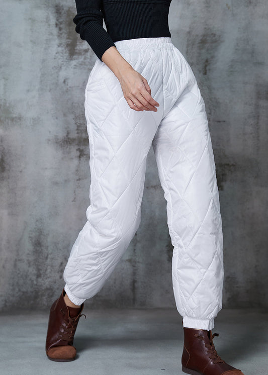 Well Tailored Pants with a Graceful Silhouette