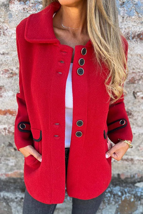Well Tailored Coat with a Graceful Silhouette