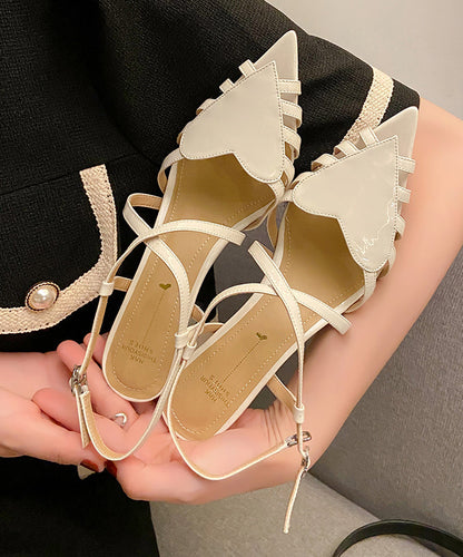 Well Tailored Sandals with a Graceful Silhouette