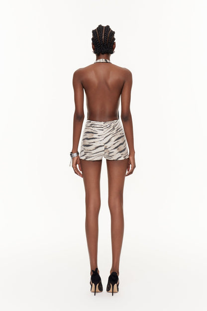 Beautifully Finished Garment in a Timeless Design