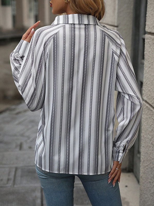 Effortlessly Elegant Blouse with a Timeless Design
