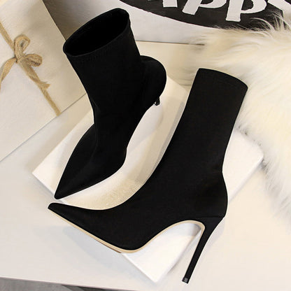 Beautifully Finished Boots in a Timeless Design