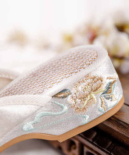 Gracefully Styled Sandals for Any Occasion