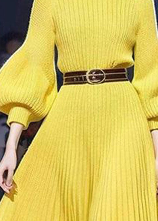 Classic Vintage Sweater with a Flattering Fit
