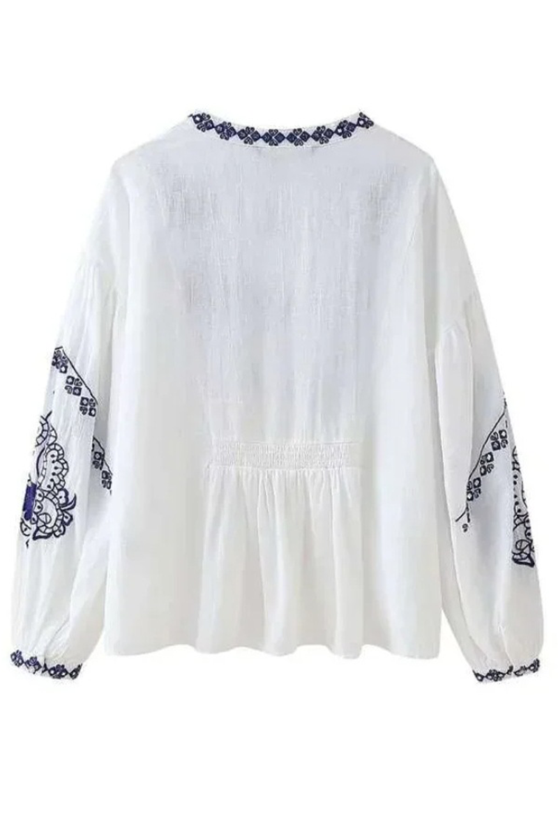 Beautifully Crafted Top in a Classic Style