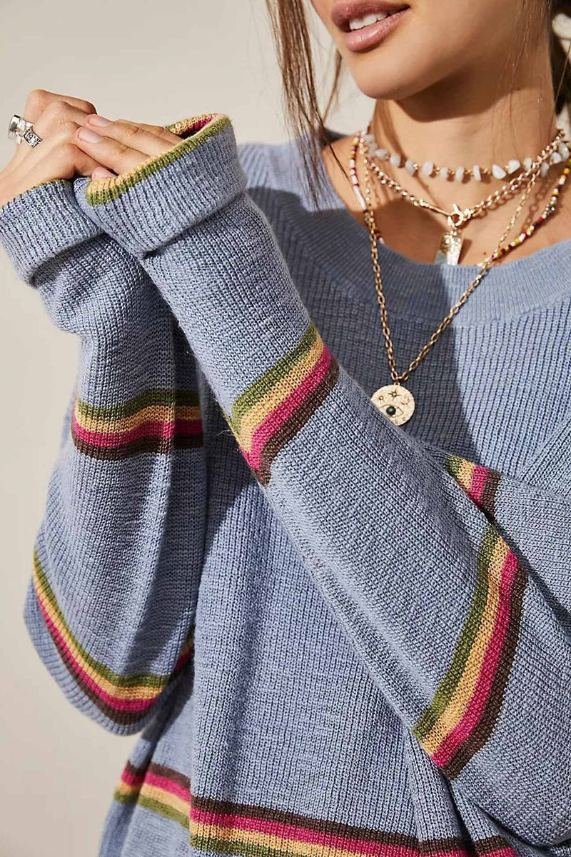 Classic Vintage Sweater with a Flattering Fit