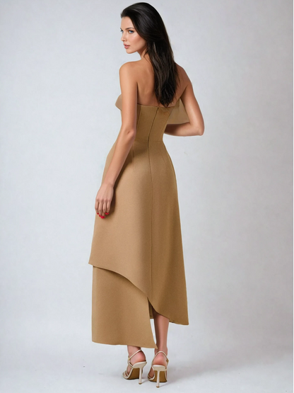 Well Tailored Dress with a Graceful Silhouette