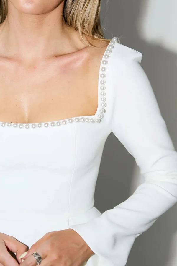Beautifully Crafted Dress in a Classic Style
