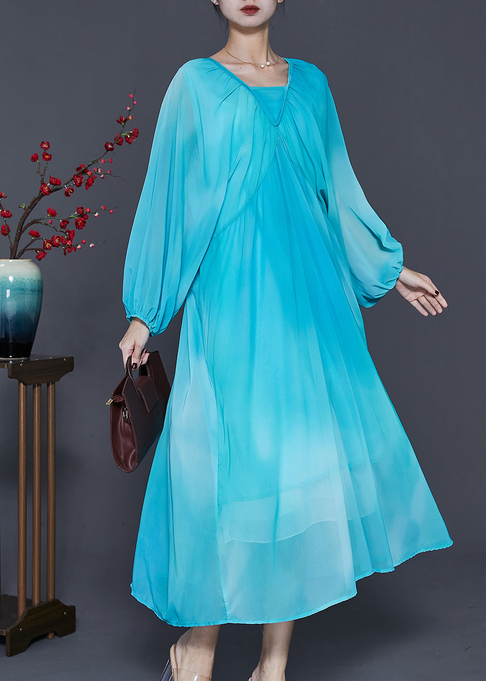 Beautifully Crafted Dress in a Classic Style