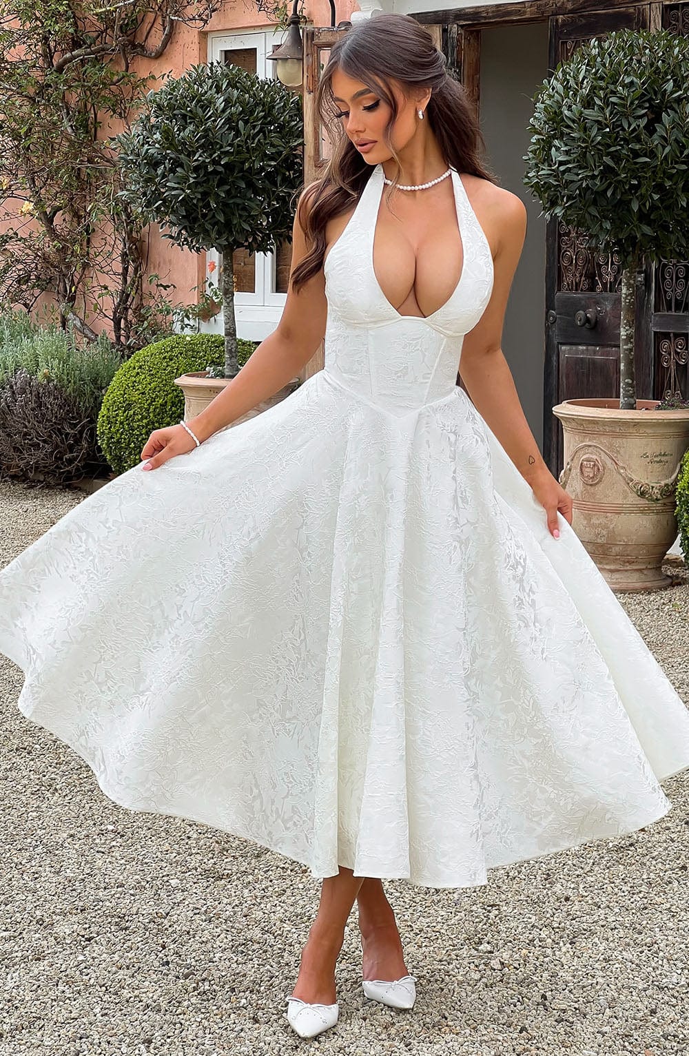 Sophisticated Dress with a Clean Classic Look