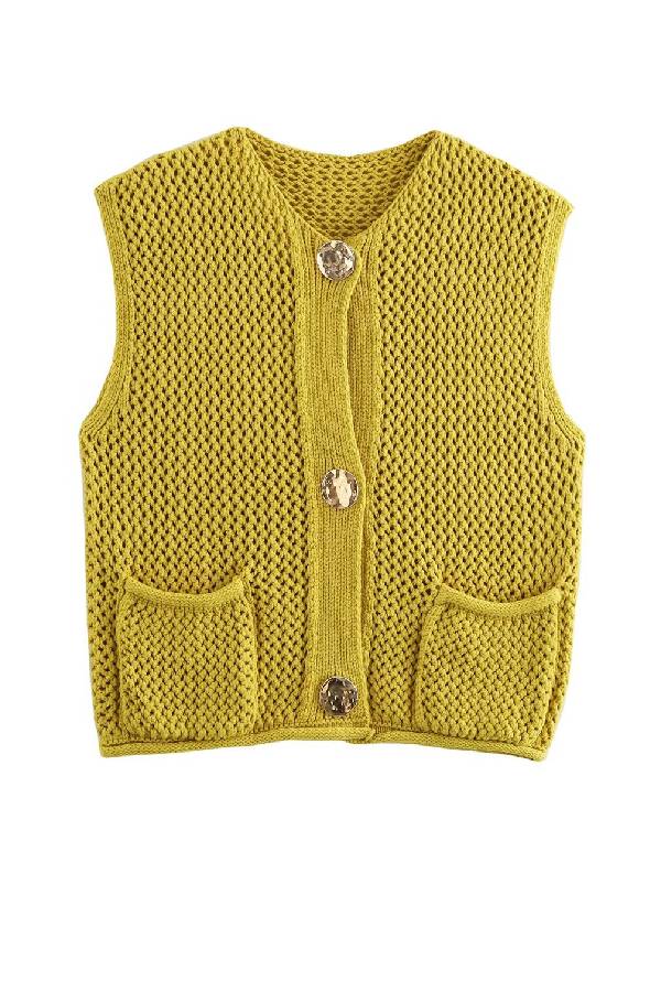 Beautifully Crafted Top in a Classic Style