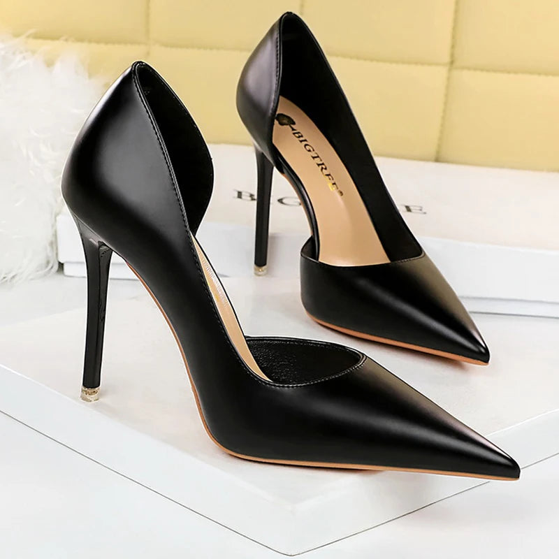 Elegantly Styled Shoes for Everyday Wear