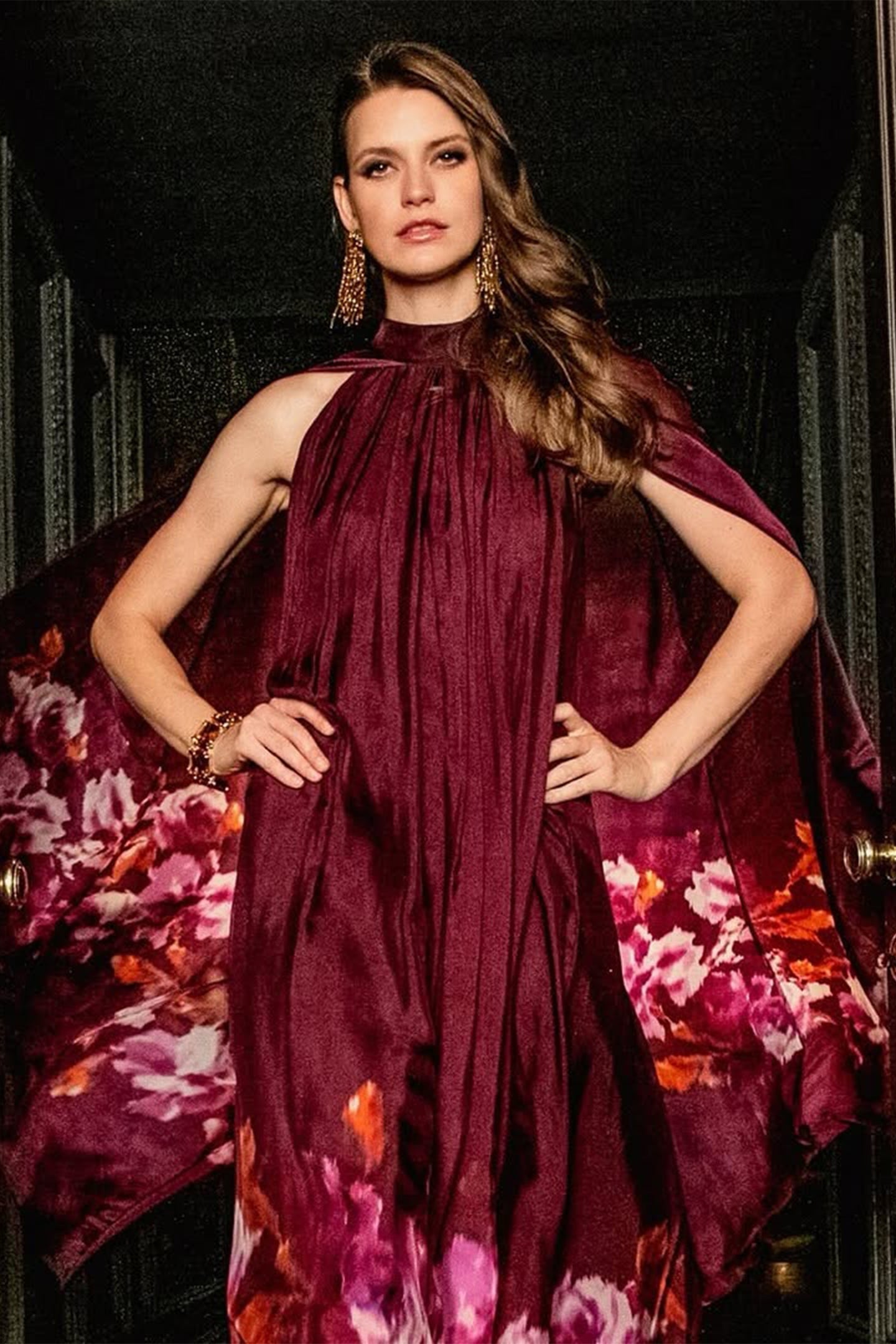 Beautifully Finished Dress in a Timeless Design