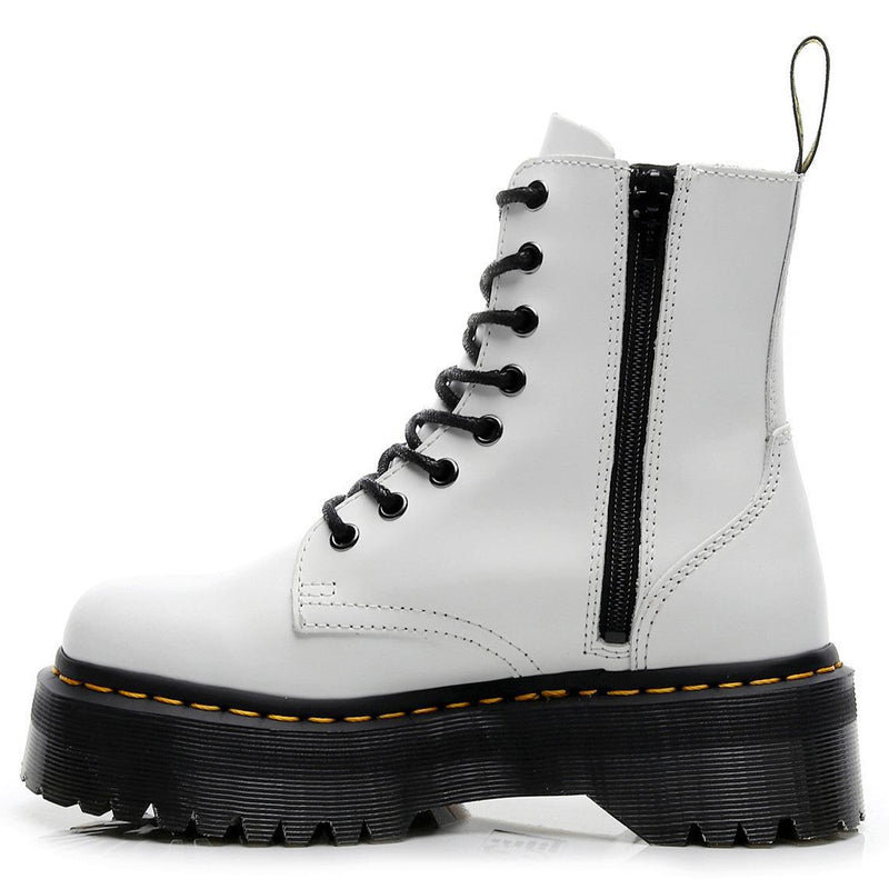 Beautifully Crafted Boots in a Classic Style
