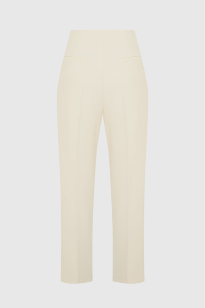 Beautifully Crafted Pants in a Classic Style