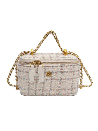 Elegantly Styled Bag for Everyday Wear