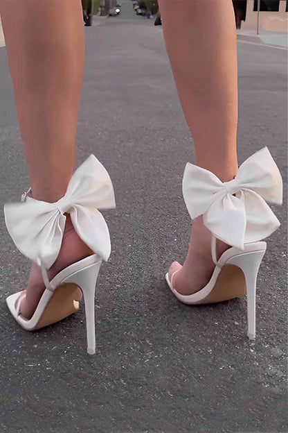 Polished Heels with an Effortless Classic Look