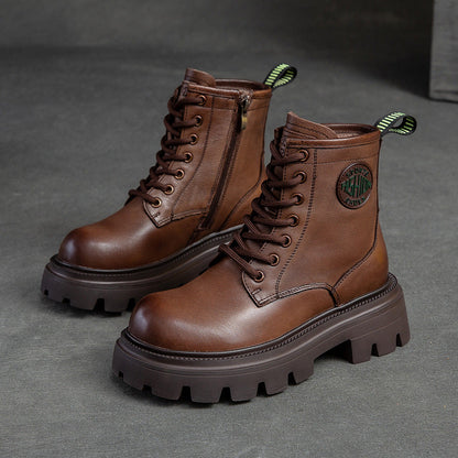 Polished Boots with an Effortless Classic Look