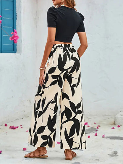 Elegantly Styled Pants for Everyday Wear