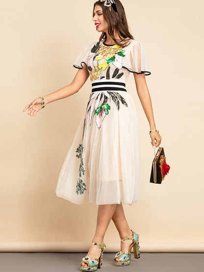 Sophisticated Dress with a Clean Classic Look