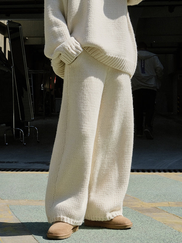 Sophisticated Pants with a Clean Classic Look