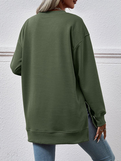Well Tailored Sweater with a Graceful Silhouette