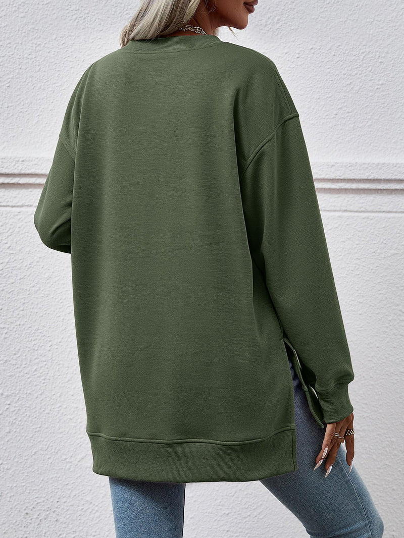 Well Tailored Sweater with a Graceful Silhouette