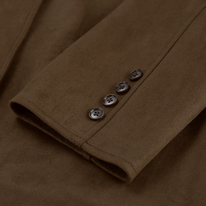 Effortlessly Elegant Jacket with a Timeless Design