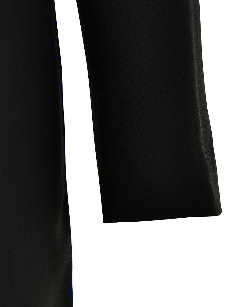 Effortlessly Elegant Garment with a Timeless Design