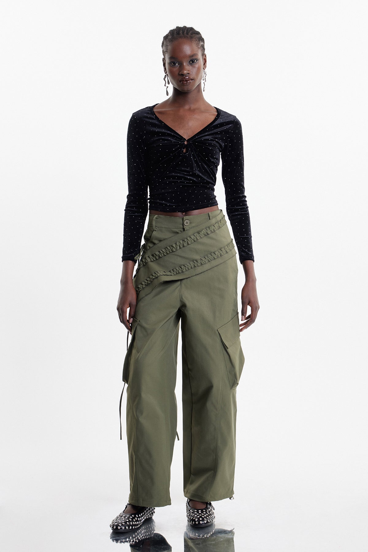 A Vintage Style Pants with Delicate Timeless Details