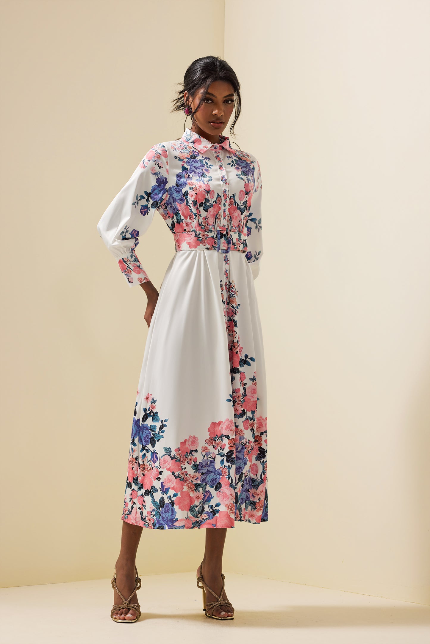 Well Tailored Dress with a Graceful Silhouette