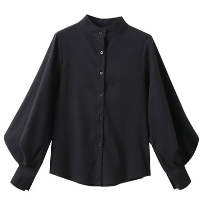 Effortlessly Elegant Blouse with a Timeless Design