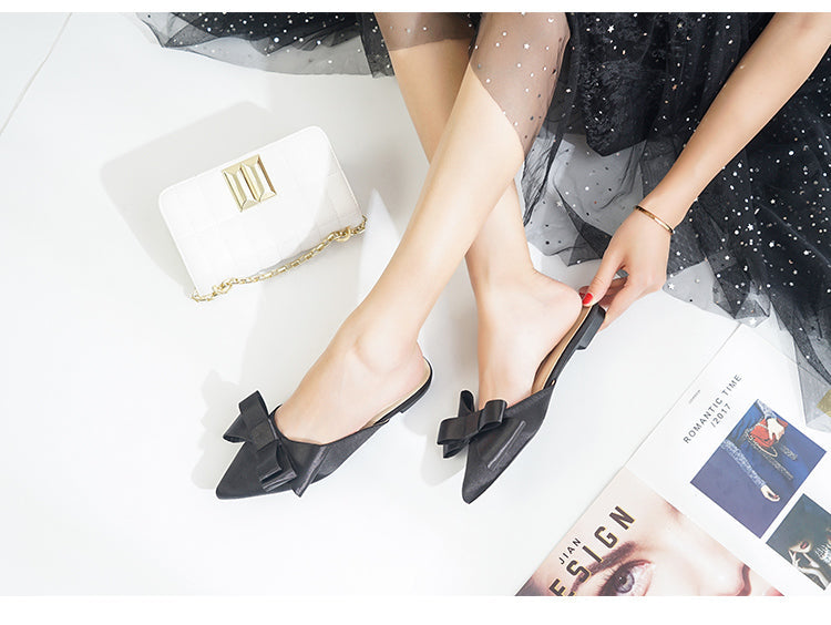 Effortlessly Elegant Garment with a Timeless Design