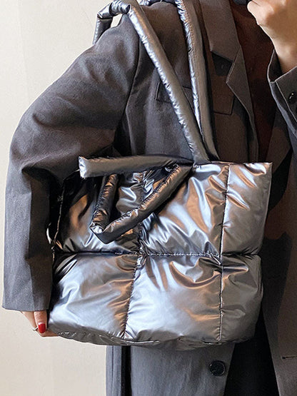 Beautifully Finished Bag in a Timeless Design