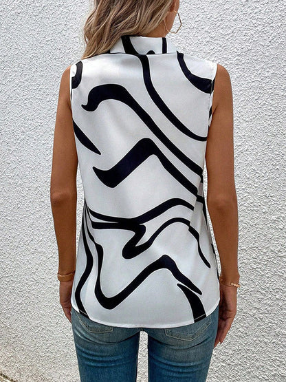 Beautifully Crafted Blouse in a Classic Style