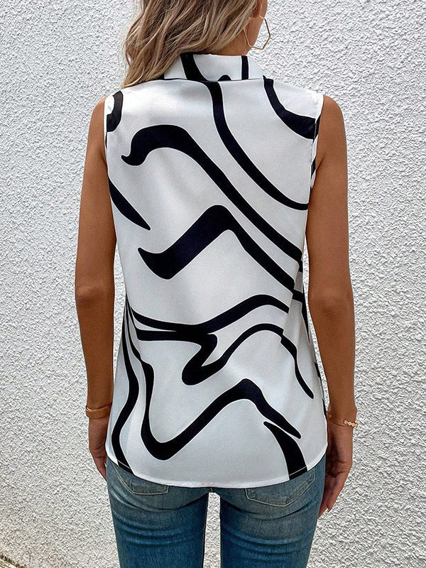 Beautifully Crafted Blouse in a Classic Style