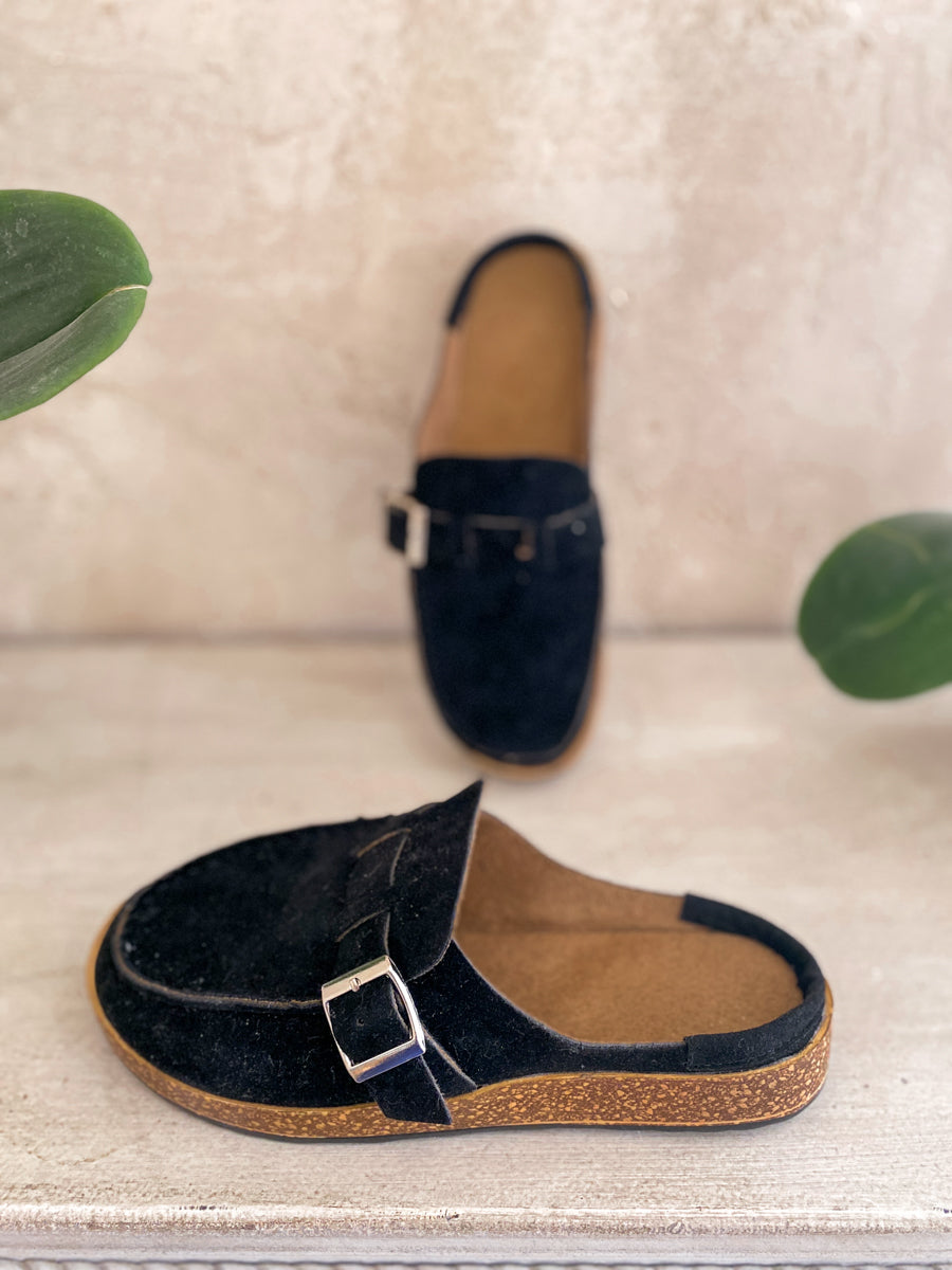 Polished Garment with an Effortless Classic Look