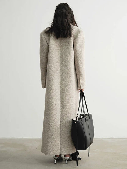 Elegantly Styled Coat for Everyday Wear
