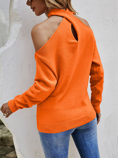Well Tailored Sweater with a Graceful Silhouette