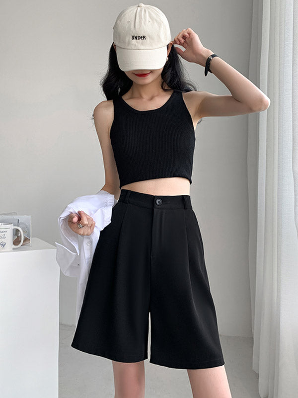 Polished Trousers with an Effortless Classic Look