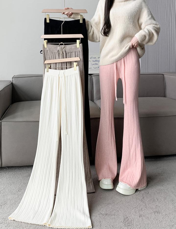 Gracefully Styled Pants for Any Occasion
