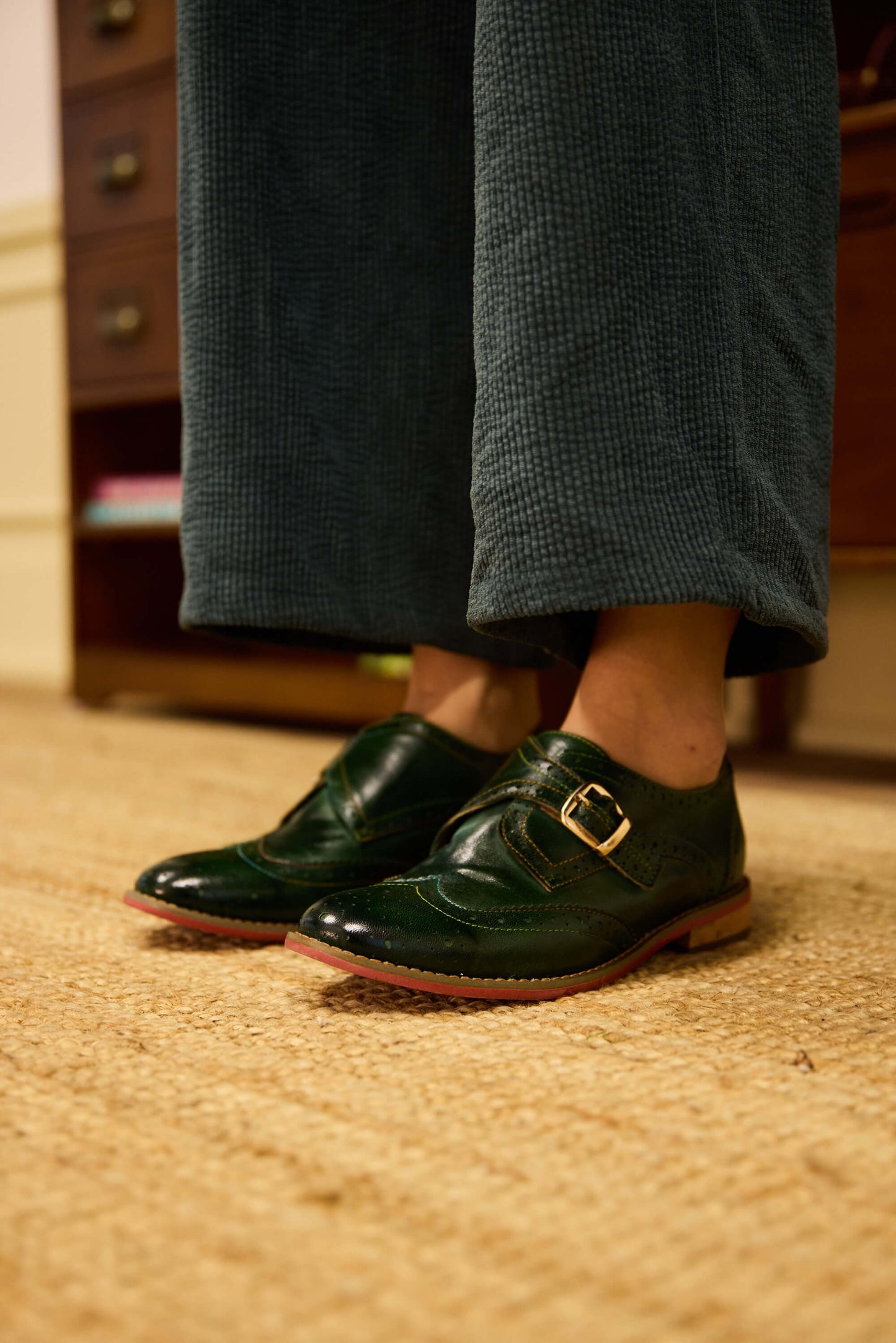 Effortlessly Elegant Garment with a Timeless Design