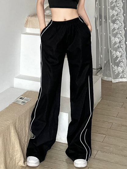 Beautifully Finished Pants in a Timeless Design