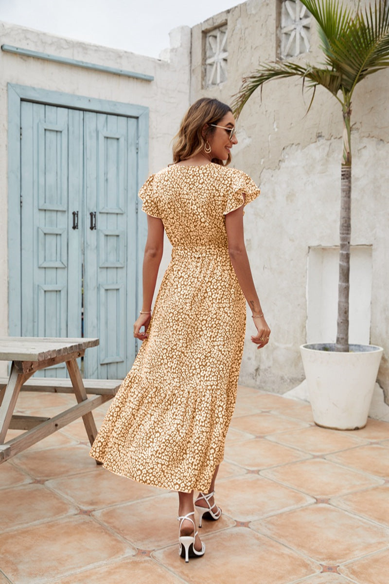 Gracefully Styled Garment for Any Occasion