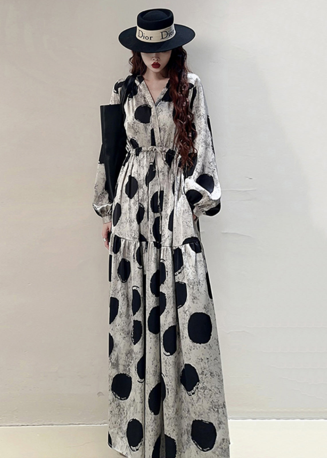 Classic Vintage Dress with a Flattering Fit