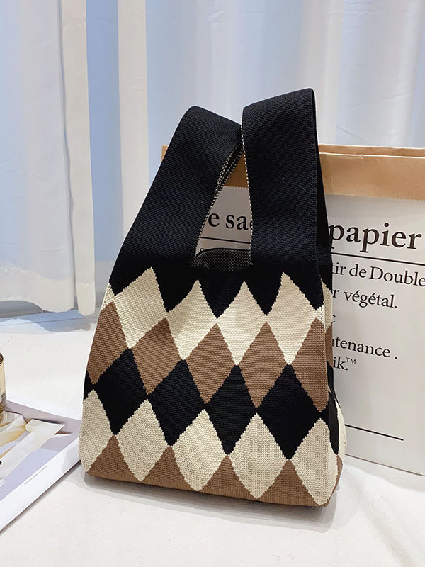 Sophisticated Bag with a Clean Classic Look