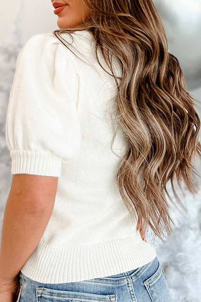 Classic Vintage Sweater with a Flattering Fit